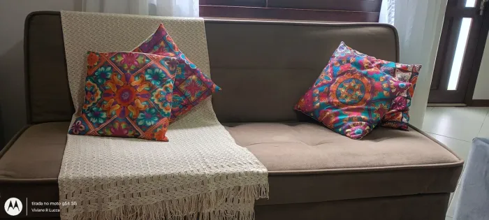 Barbada. Sofá cama. Molas novas. R$ 800,00