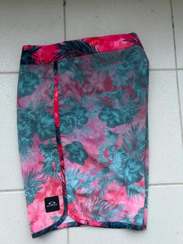 Bermuda Surf Oakley Importada Stretch