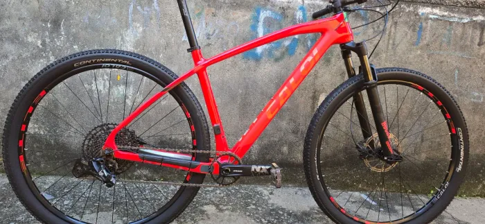 Caloi elite carbon sport  