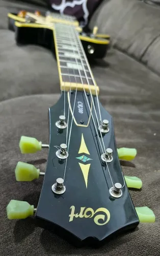 Guitarra Cort Les Paul Cort CR 200