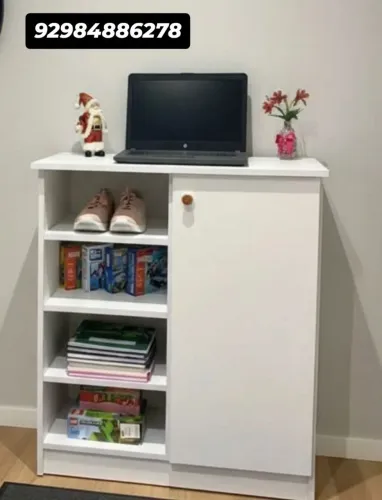 Sapateira com gavetas e portas em mdf