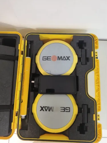  GPS GEOMAX RTK Zenith16 GNSS