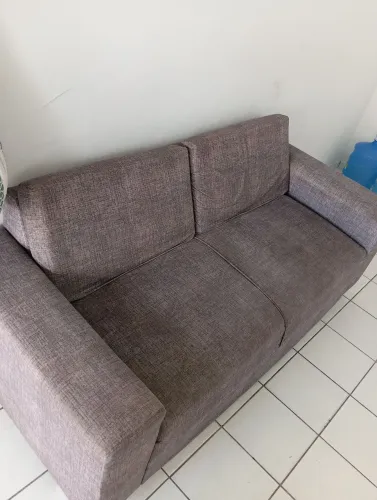 Sofá 1.90m por 90cm
