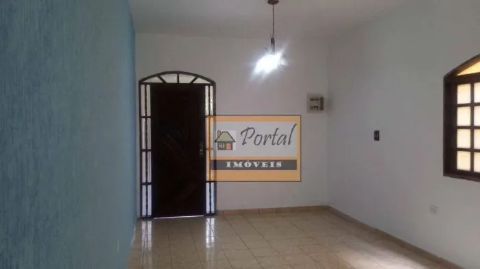 2 Casas - 1 com 2 dormitórios sendo 1 suíte e a outra casa com 2 dormitórios à venda, 150 
