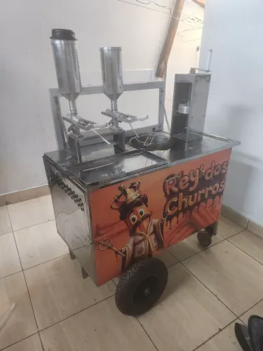 Carrinho de churros.