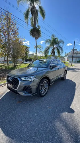 Audi Q3 SPB Perf. Black 2.0 TFSI Tipt. Quat. 2024