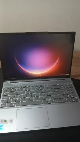Notebook Lenovo Slim 3 i5 - Impecável na Caixa