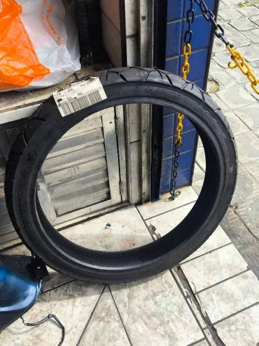 Pneu dianteiro 90/90 21 novo