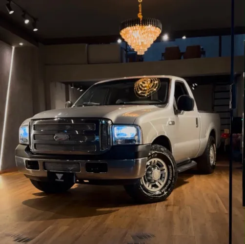 Ford F-250 XLT 3.9 4X2 Diesel TB 2009