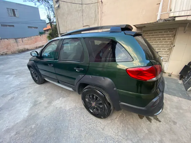 Fiat Palio Weekend Adventure Locker 1.8 Flex 2014