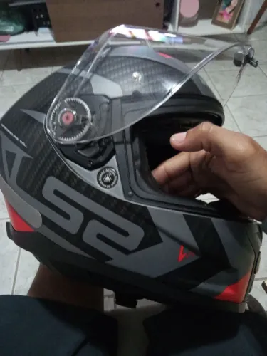Capacete LS2 vector 2