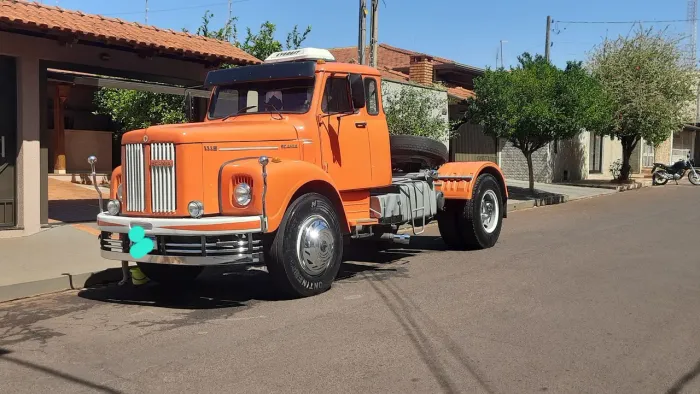 Scania 111s jacaré relíquia