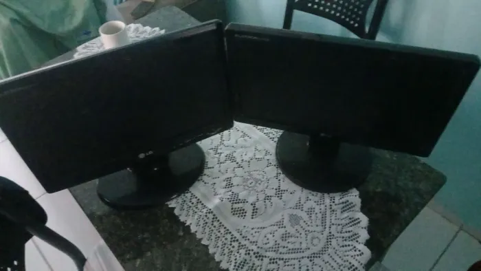MONITORES
