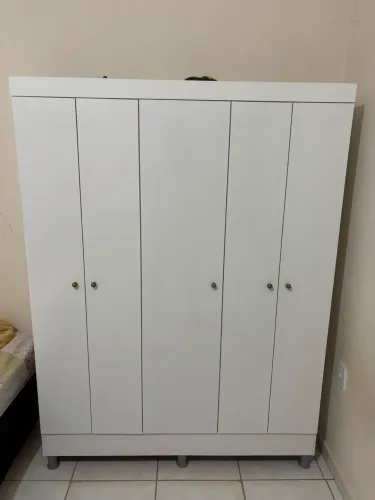 Guarda-Roupa Casal Demóbile Ártico 5 Portas de Bater MDP - 135cm de Largura - Branco