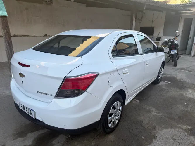 Chevrolet Prisma Sed. LT 1.0 8V Flexpower 4P 2015