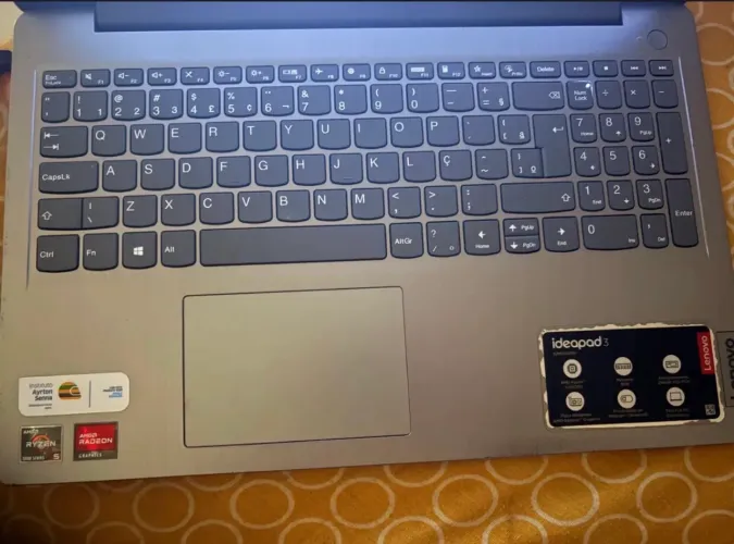 Notebook Lenovo