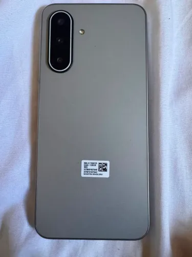 A17 5G 128 GB Semi novo Vendo e troco por um PS4