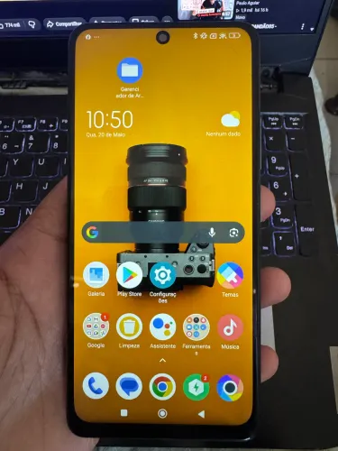 POCO F3 