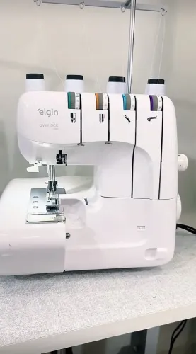 Máquina Costura Overlock Elgin 2000-1