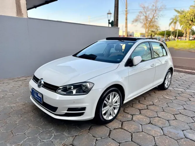 Volkswagen Golf Highline 1.4 TSI Total Flex Aut. 2016