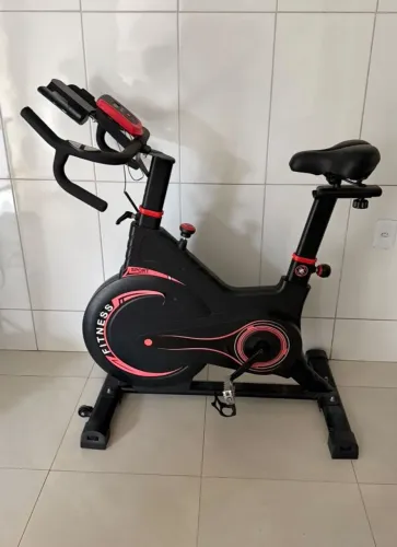 Bicicleta de academia