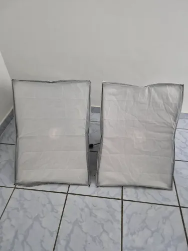 Softboxes (difusores de luz), com tripés
