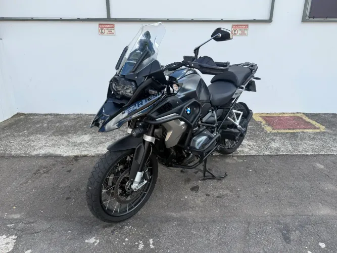 BMW R 1250 GS Triple Black Premium Kit Baixo 2023 (12 mil km) IPVA 2026 Pago 