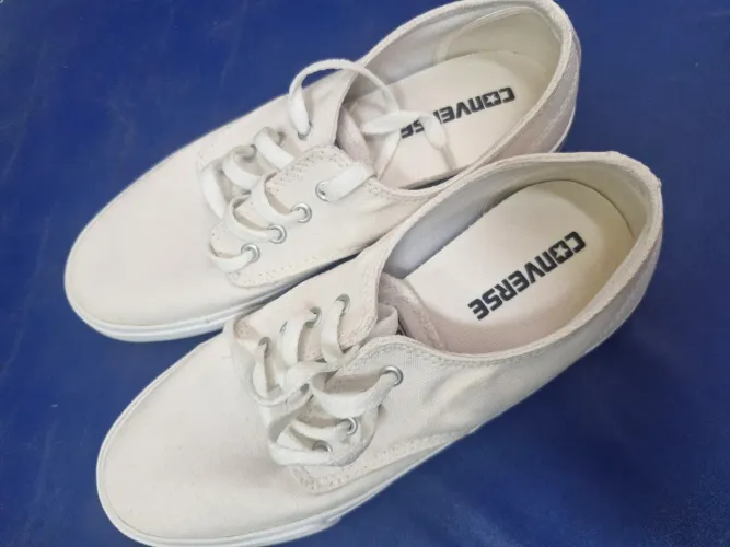 Tênis All Star .branco - número 39