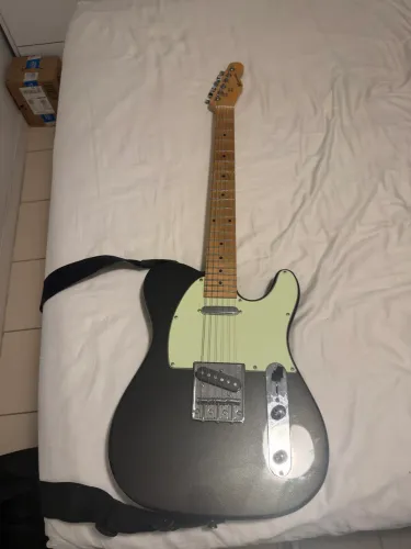 Guitarra Telecaster Michael SemiNova