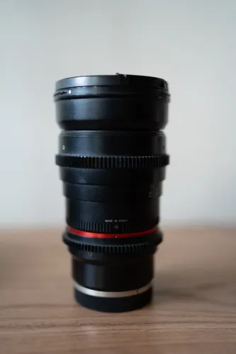 Lente Rokinon Cine 35mm T1.5 Para Sony E