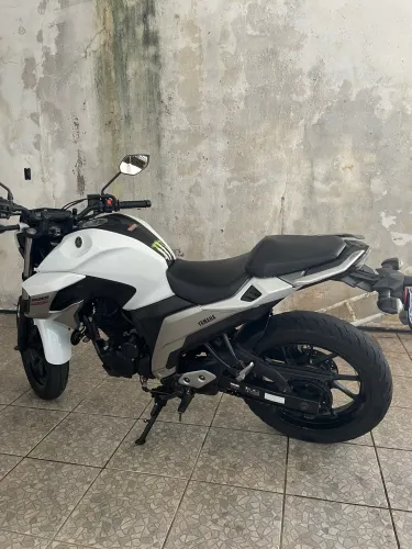 Fz25 ( 66.000 km )