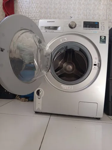 Oportunidade Lava e secar em ótimo estado