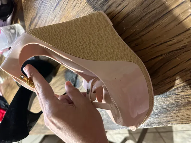 Melissa 37