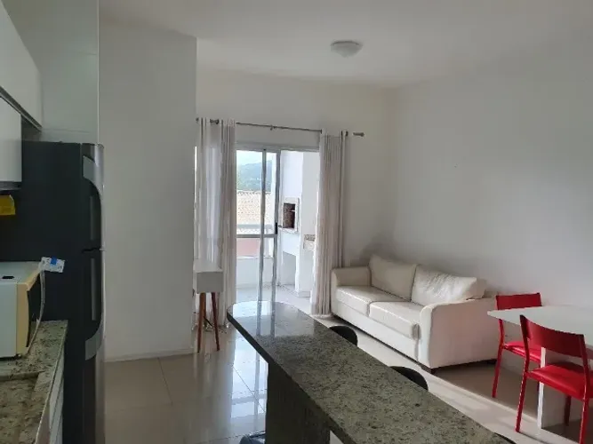 Doação: móveis - sofa  - retirar no local