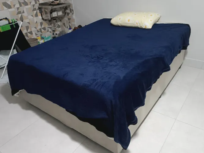 Cama de casal baú por apenas 900 reais! ( Está novinha, 15 dias de uso)