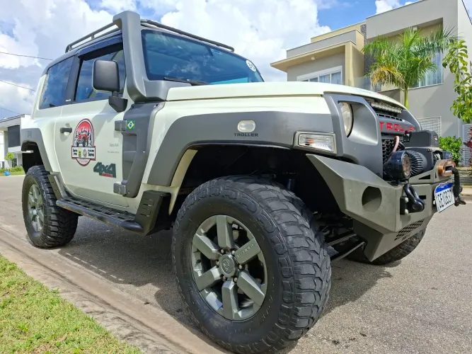 Troller T-4 4X4 3.2 20V TDI Cap. Rígida Diesel 2017