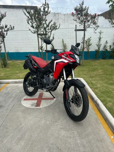 Compro XRE e Sahara 