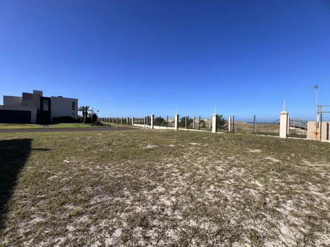 Lindo Terreno Com vista para o mar no Condominio Playa Vista em Xangri-lá REF: 5841