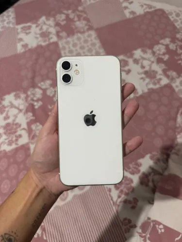 iPhone 11 - ótimo estado