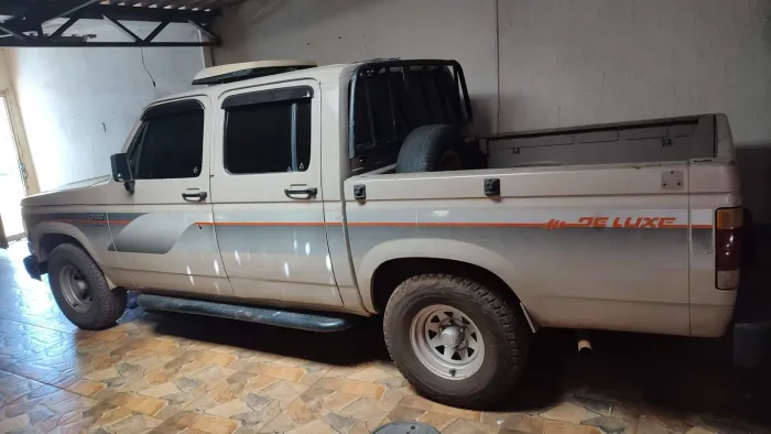 Chevrolet D-20 S / Luxe 3.9/4.0 Diesel 1989