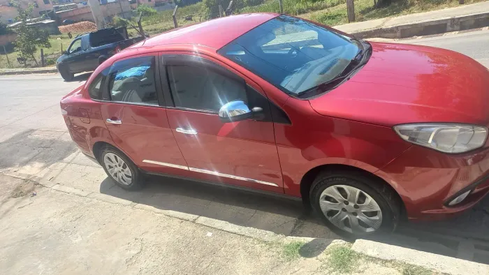 Fiat Grand Siena Attrac. 1.4 EVO F.flex 8V 2015