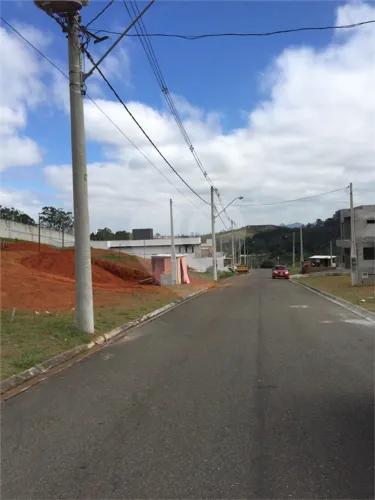 Terreno à venda no condomínio Residencial Veneza, Mogi das Cruzes - SP