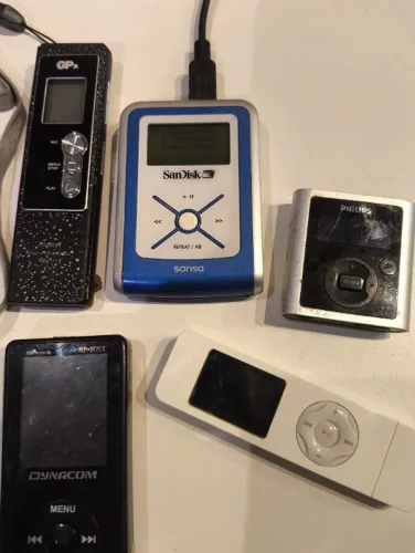 Lote MP3 Players Antigos E Gravador Anos 2000 - No Estado / Peças / LEIA A DESCRIÇÃO