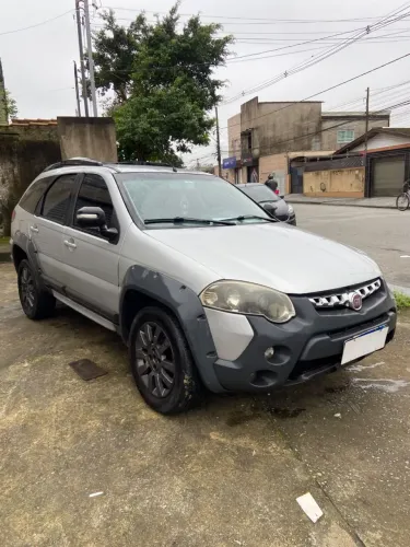 Fiat Palio Weekend Adventure Locker 1.8 Flex 2016