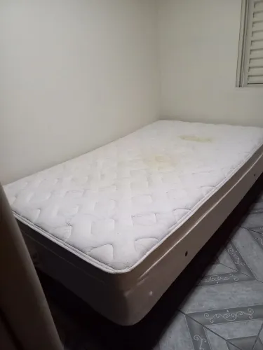 Cama de solteiro box