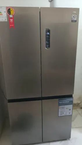 Geladeira tcl top um ano de uso