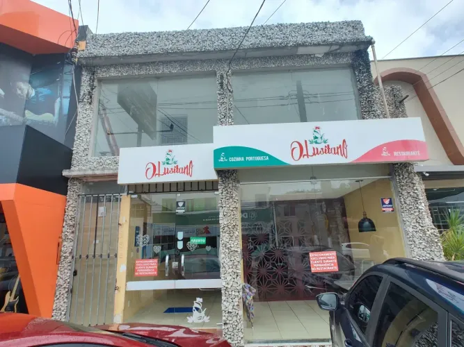 Alugo só o 1° andar com 04 Salas comercias - Jatiúca - Maceió - AL