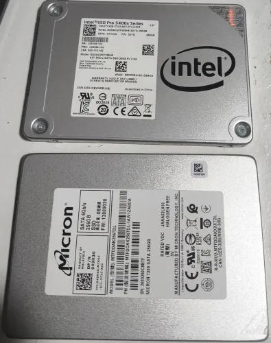 SSD 256GB Intel/Micron