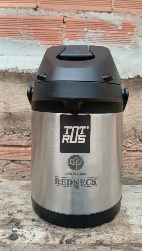 Garrafa térmica.