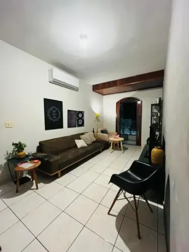 CASA COM 2 QUARTOS EM ANCHIETA - ACEITO ENTRADA